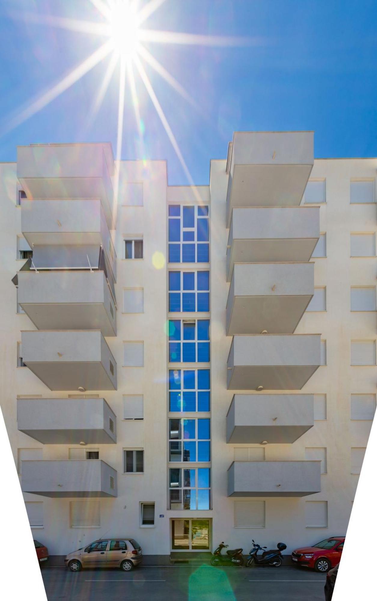 Campanula Apartment With Balcony Zadar Buitenkant foto